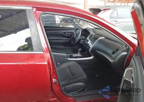 2015 Nissan Altima 2.5 S from USA, damaged, VIN 1N4AL3AP9FC411287